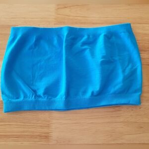 Nikibiki Bandeau Top